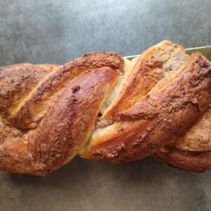 Treccia alle mandorle